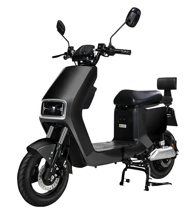 2023 China Cheap adult electric scooter dual motor moped electric scooter adult electric motorcycle scooter