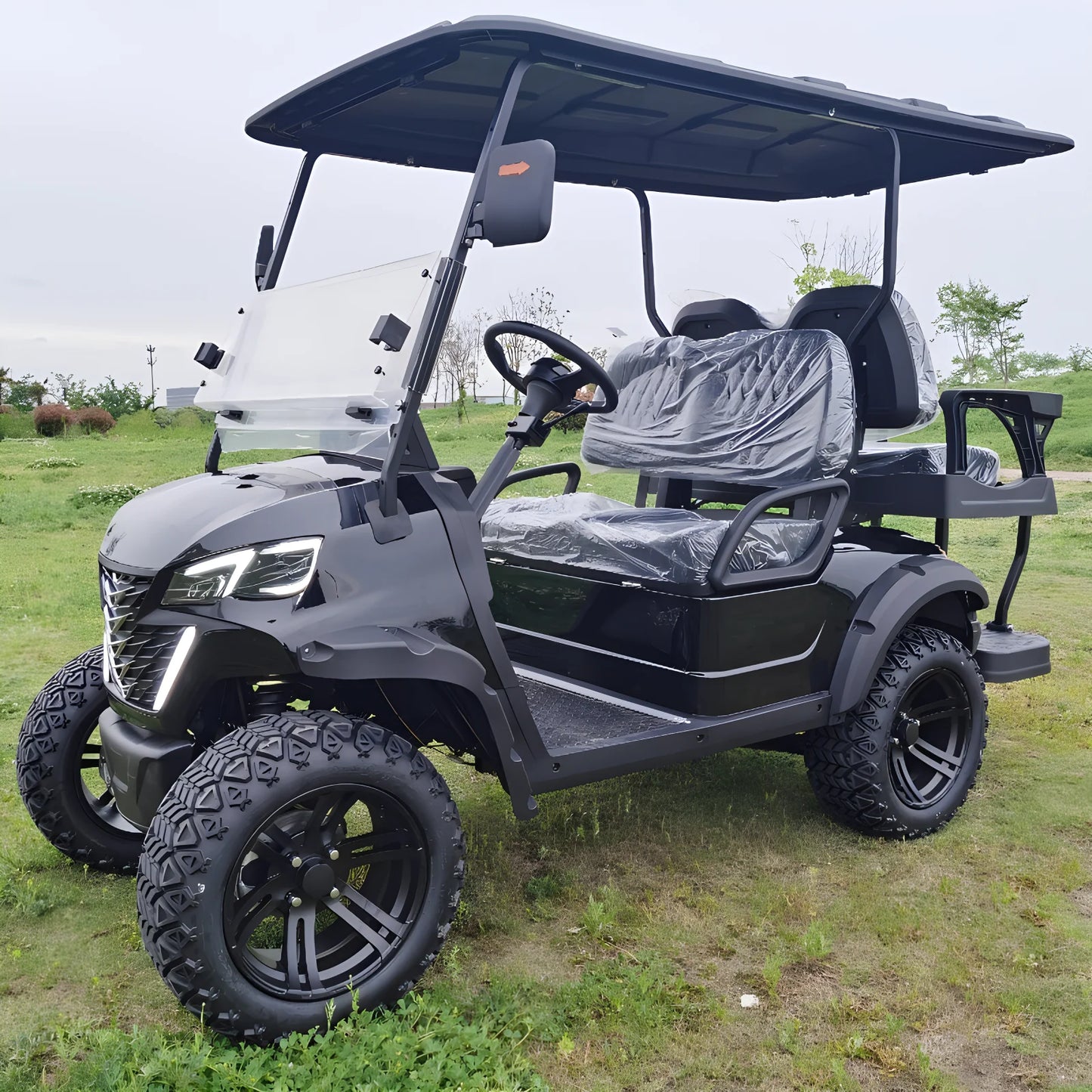 New Luxury Electric Golf Cart Four-Wheel ATV OEM Personalized Customized Factory Direct Sales Reception Sightseeing Car