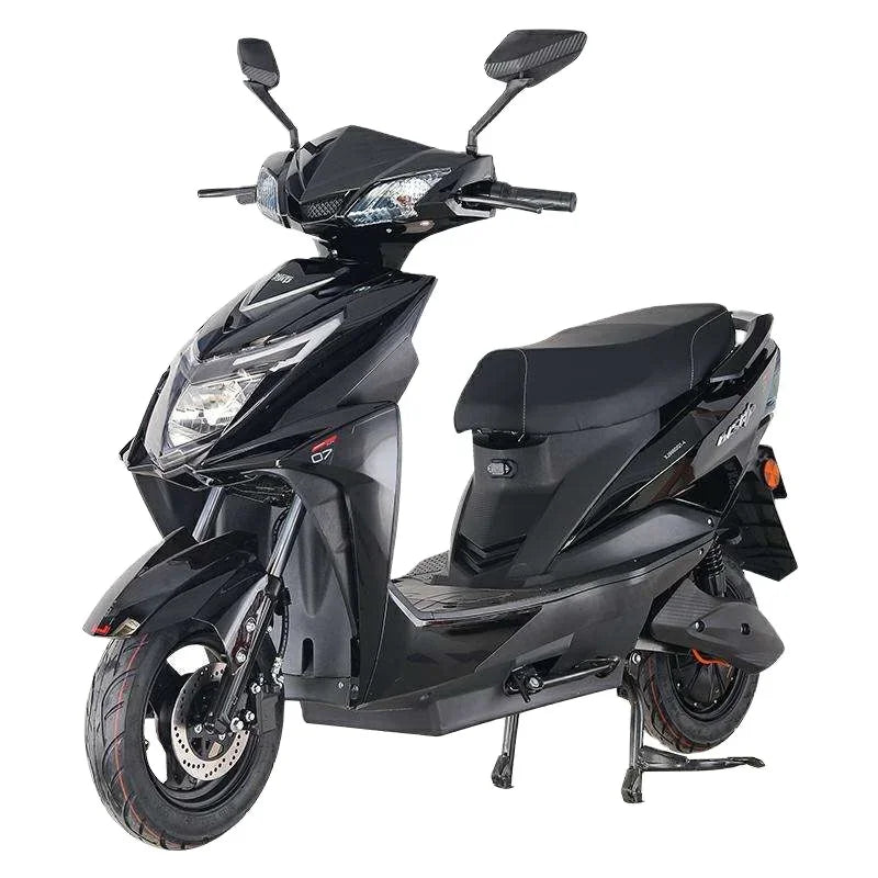 CKDs SKDs low price fast moped 2000W 60KM/H high power electric motorcycle for delivery