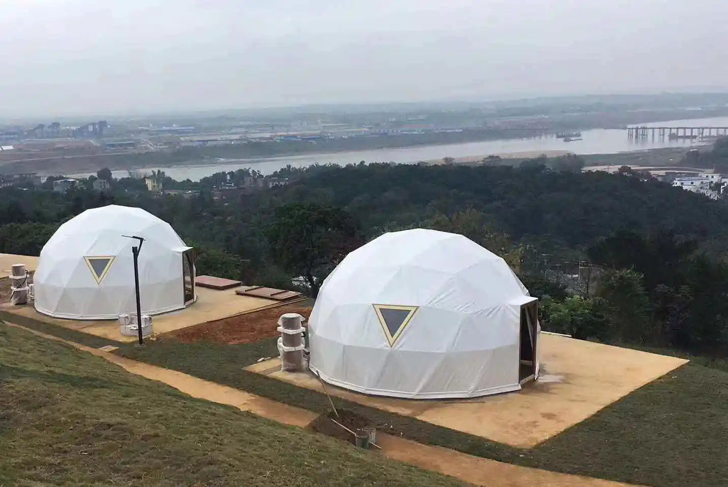 Factory Wholesale Luxury Steel Dome Tent House Igloo Geodesic Domes Camping For 6 M